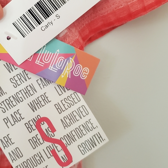 NWT Lularoe Carly - Picture 5 of 8